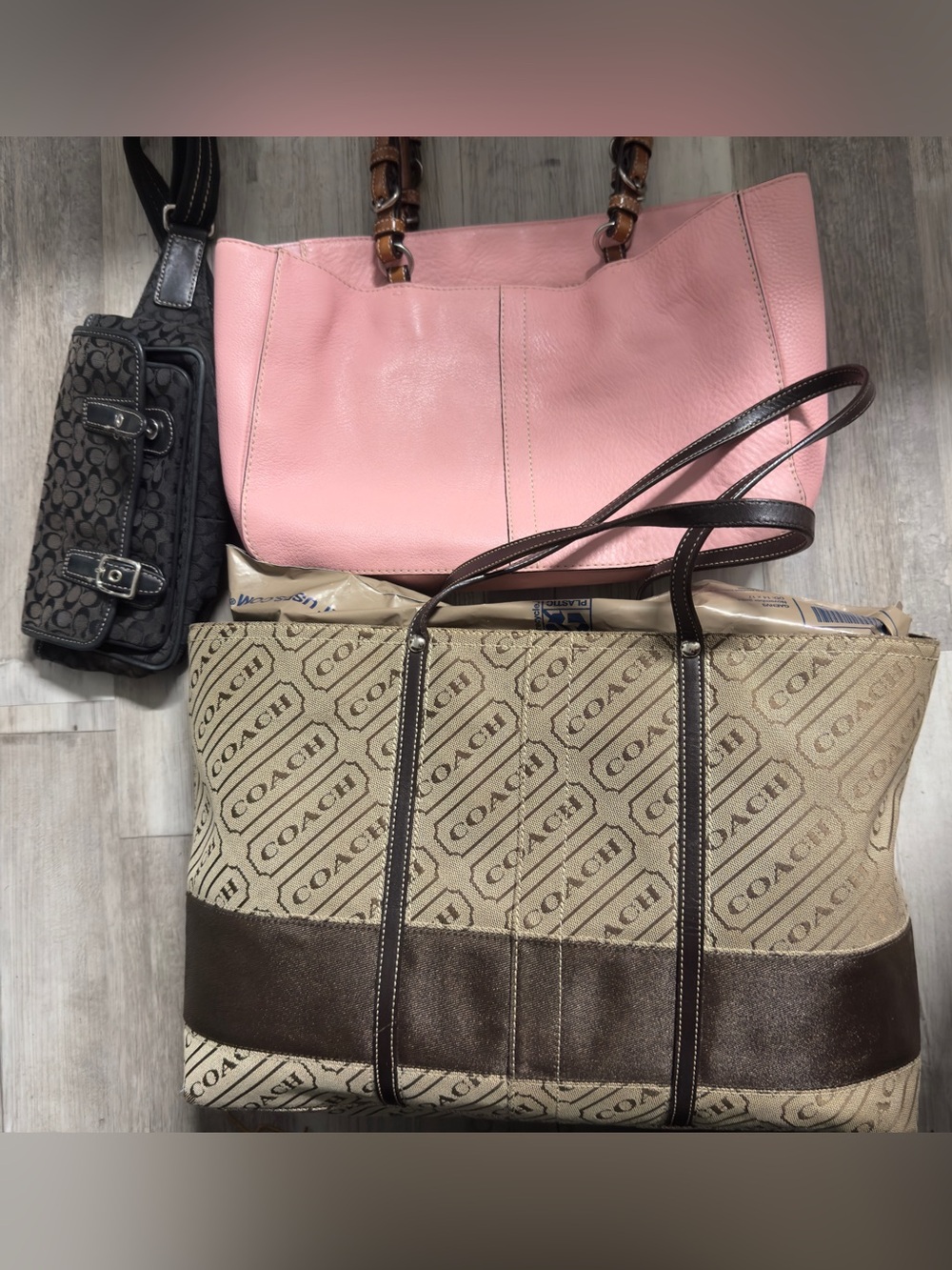 Coach bundle 3 - Picture 2 of 9